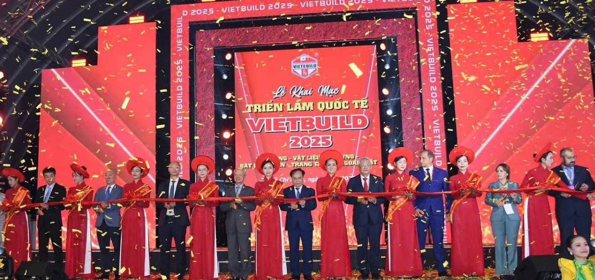 Vietbuild 2025: Sự kiện quốc tế bùng nổ với hơn 600 doanh nghiệp tại TP. Hồ Chí Minh