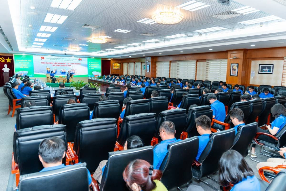 Toàn cảnh buổi đối thoại.