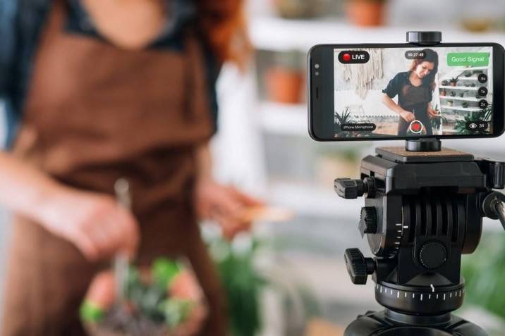 TikTok, Shopee, Lazada sẽ phải lưu dữ liệu livestream tối thiểu 3 năm