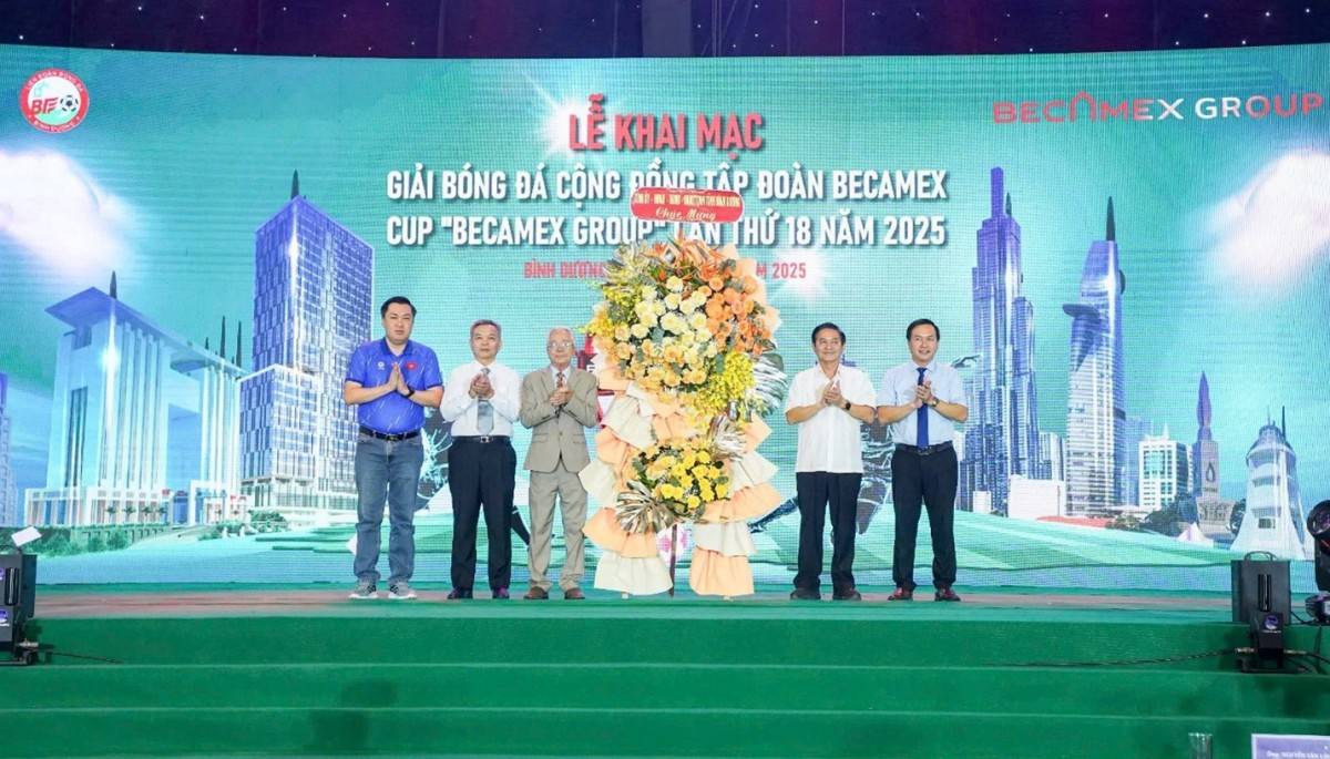 Sôi nổi Lễ khai mạc Giải bóng đá cộng đồng Tập đoàn Becamex Cúp “Becamex Group” lần thứ 18 năm 2025