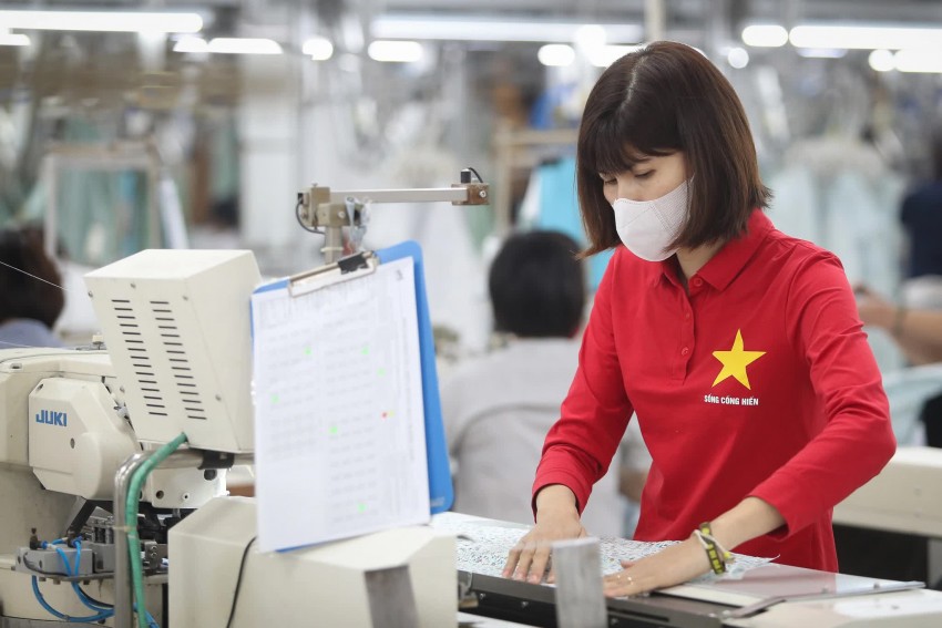 60% doanh nghiệp Việt Nam lạc quan về triển vọng kinh doanh, bất chấp thách thức thuế quan