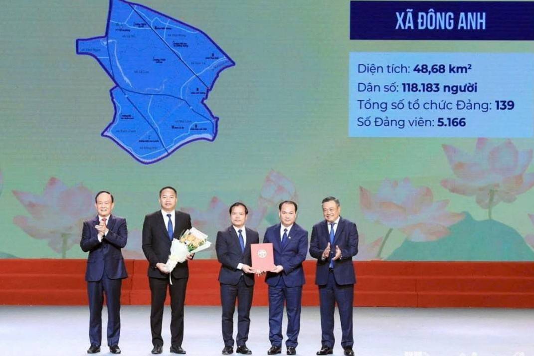 Hà Nội công bố danh sách cán bộ chỉ định Bí thư, Chủ tịch HĐND, UBND, Ủy ban MTTQ tại 126 xã – phường mới