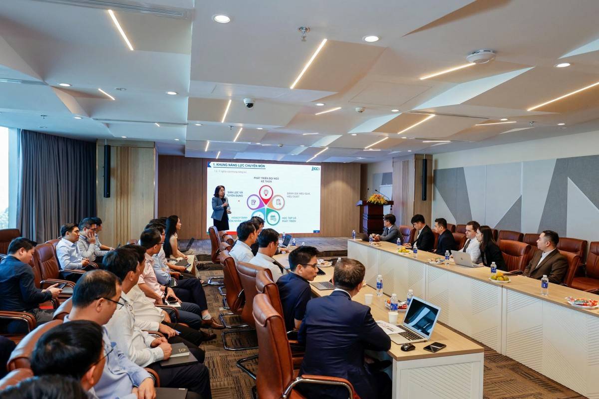 Khẳng định vị thế nhà thầu tiên phong: CC1 lọt top 10 Doanh nghiệp Đổi mới sáng tạo và kinh doanh hiệu quả 2025