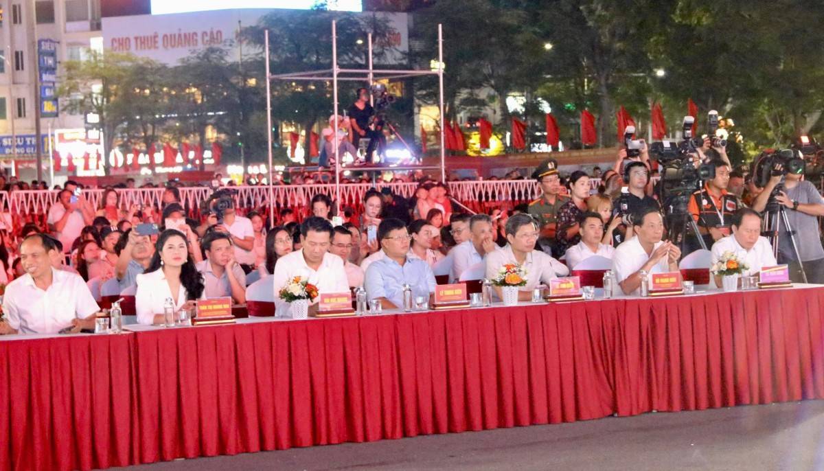 Các đại biểu tham dự Các đại biểu tham dự