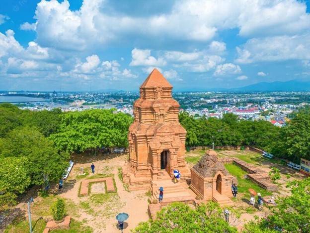 Tháp Chàm Poshanư: Điểm đến du lịch mang đậm dấn ấn lịch sử Phú Thủy