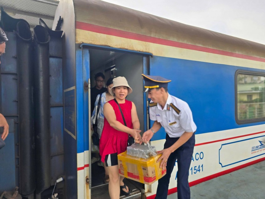 Đằng sau hành trình Hà Nội – Đà Nẵng: Hành khách cảm nhận được sự tận tâm trên tàu SE19/SE20
