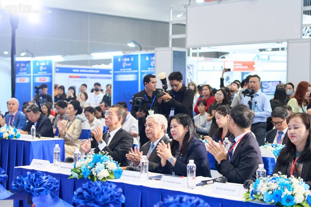 Vai trò Việt Nam trong ngành bán dẫn quốc tế Vai trò Việt Nam trong ngành bán dẫn quốc tế