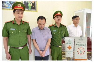 Bắt Giám đốc Công ty Athena Việt Nam sản xuất gần 14.000 mỹ phẩm giả tại Phú Thọ
