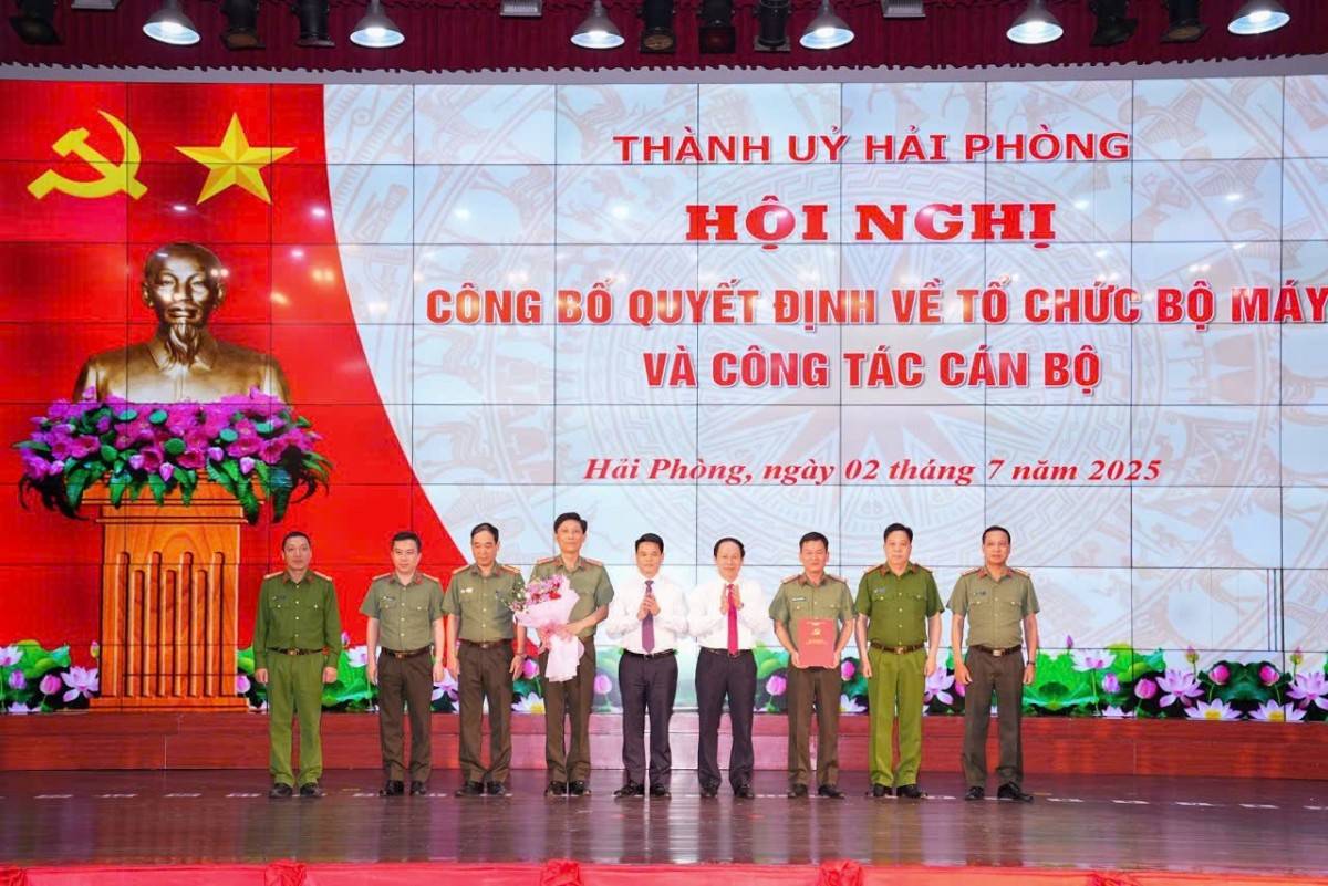 Hải Phòng kiện toàn bộ máy chính trị: Bước khởi đầu cho chặng đường phát triển mới Hải Phòng kiện toàn bộ máy chính trị: Bước khởi đầu cho chặng đường phát triển mới