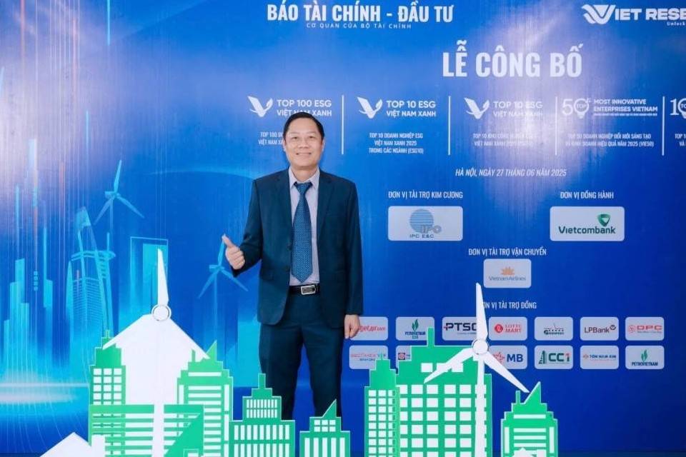 Phục Hưng Holdings vào Top 10 Doanh nghiệp ESG Ngành Xây dựng 2025