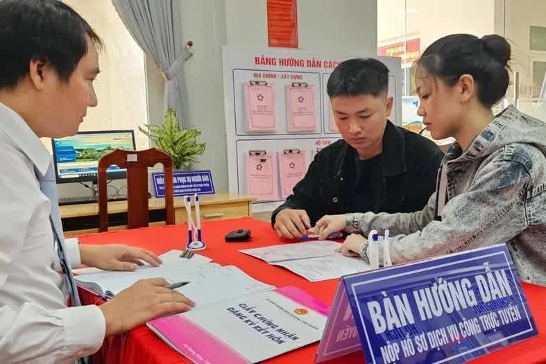 Đồng Nai công bố 45 điểm cấp căn cước, 95 số điện thoại trưởng công an phường xã mới