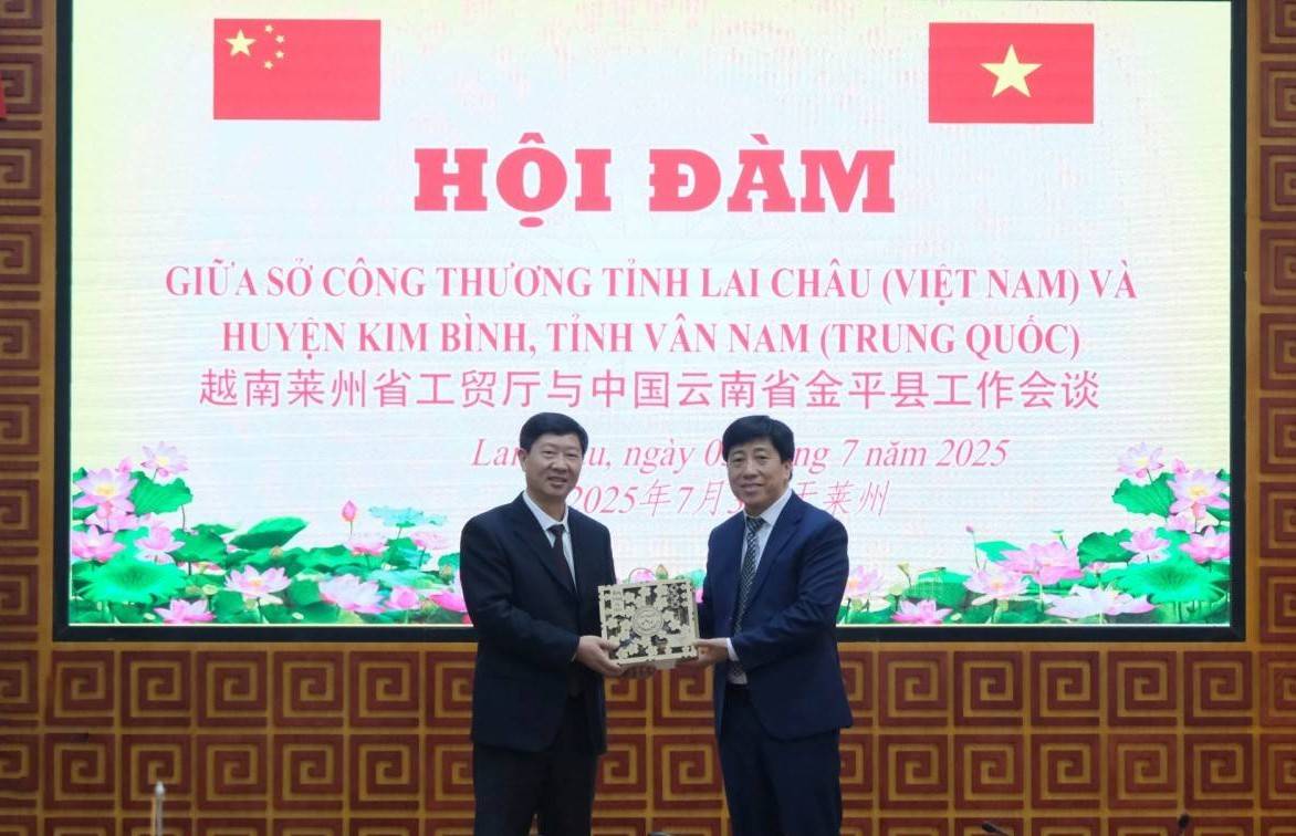 Lai Châu và huyện Kim Bình (Trung Quốc) hội đàm tăng hợp tác kinh tế biên giới