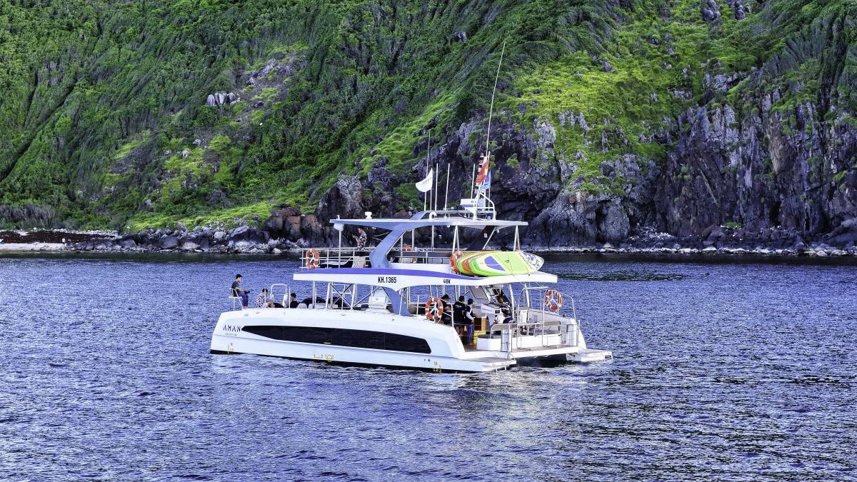 Say mê ngắm phố biển Nha Trang từ du thuyền Aman Solace