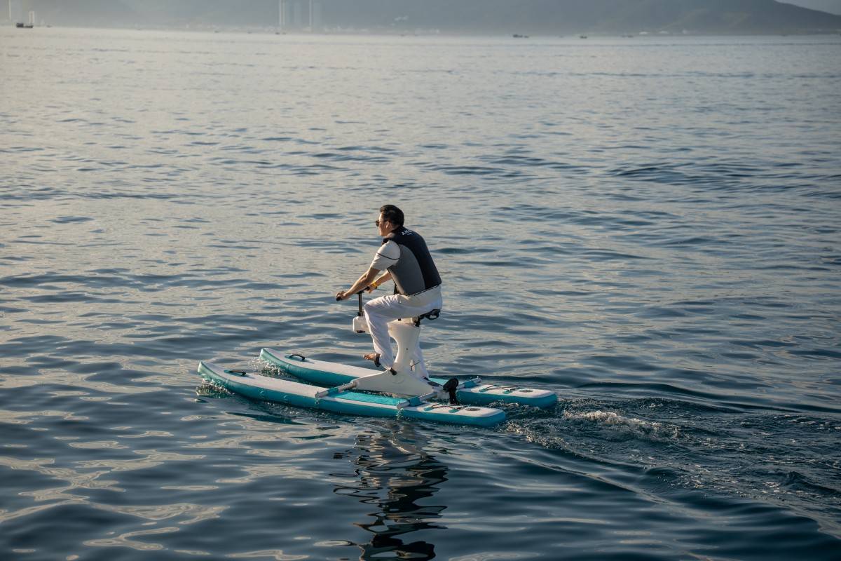 Say mê ngắm phố biển Nha Trang từ du thuyền Aman Solace