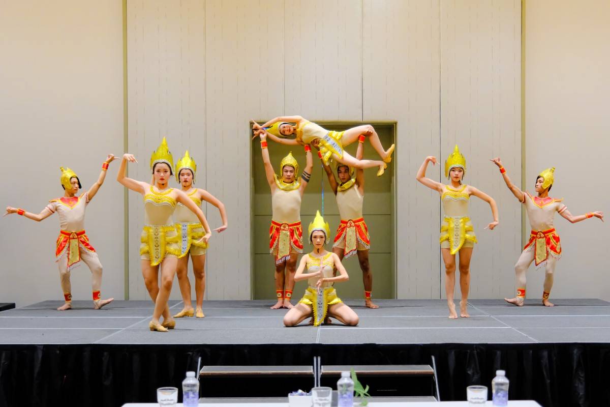 Chương trình nghệ thuật đặc sắc “The Stage - Alma Show”: Sự giao thoa mãn nhãn giữa văn hóa Việt - Hàn