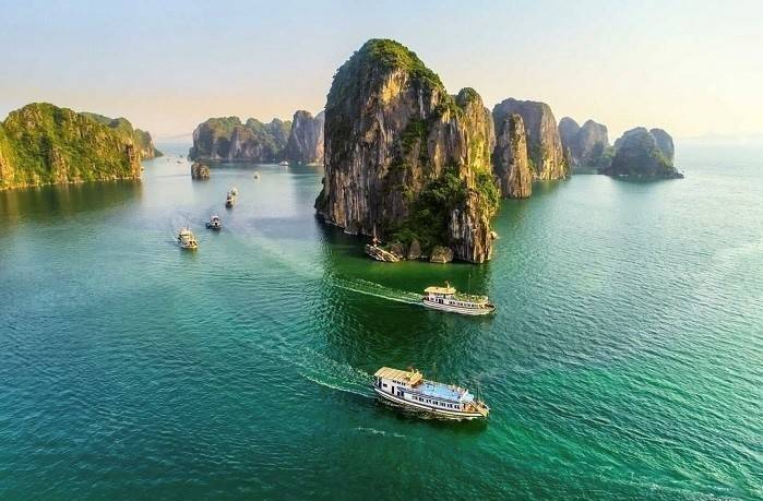 Du lịch Quảng Ninh bứt phá mạnh nửa đầu năm 2025: Đón hơn 12,1 triệu lượt khách, thu 29.140 tỷ đồng