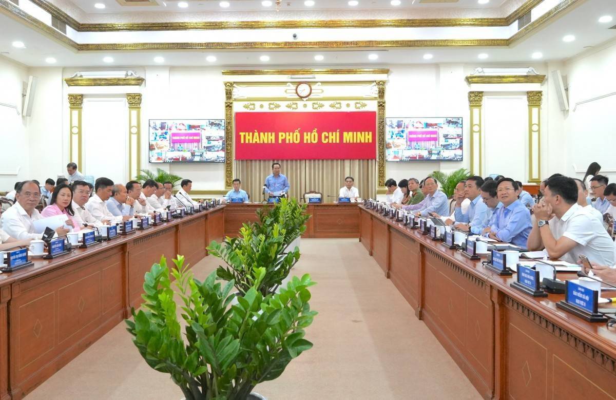 TP. Hồ Chí Minh: Giải ngân đầu tư công đạt gần 40%, GRDP tăng hơn 6,5%