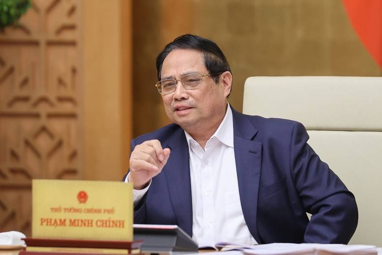 Thủ tướng yêu cầu khẩn trương xem xét gỡ bỏ công cụ room tín dụng