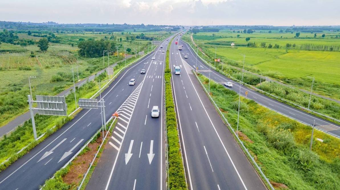 Gần 37 triệu lượt xe động lực khiến VEC tăng tốc mở rộng cao tốc?