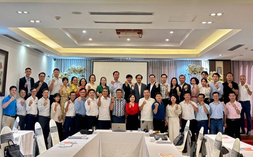 VINASME cùng doanh nghiệp hội viên bàn giải pháp nâng cao kết nối tại hội nghị quý III VINASME cùng doanh nghiệp hội viên bàn giải pháp nâng cao kết nối tại hội nghị quý III