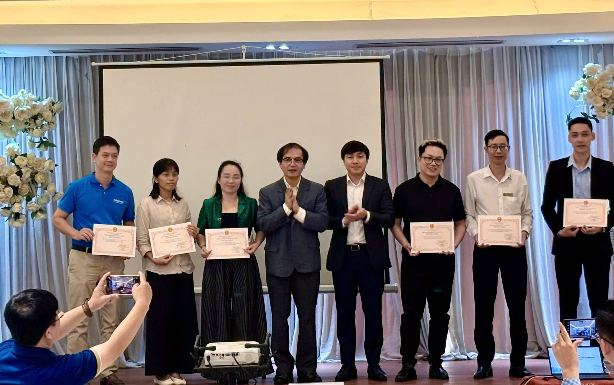 VINASME cùng doanh nghiệp hội viên bàn giải pháp nâng cao kết nối tại hội nghị quý III VINASME cùng doanh nghiệp hội viên bàn giải pháp nâng cao kết nối tại hội nghị quý III