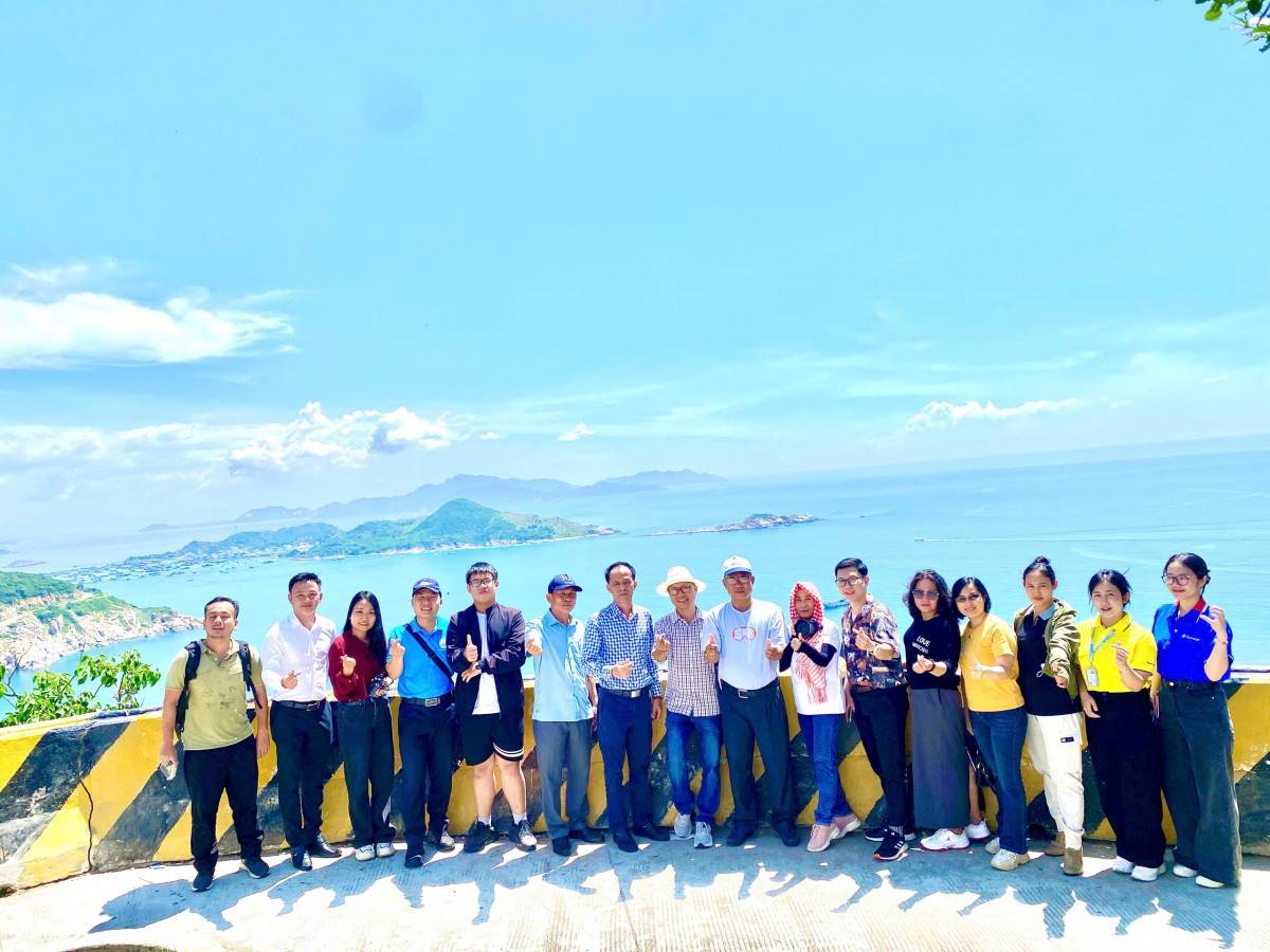 Vũ khúc Chăm pa hòa cùng giai điệu biển cả