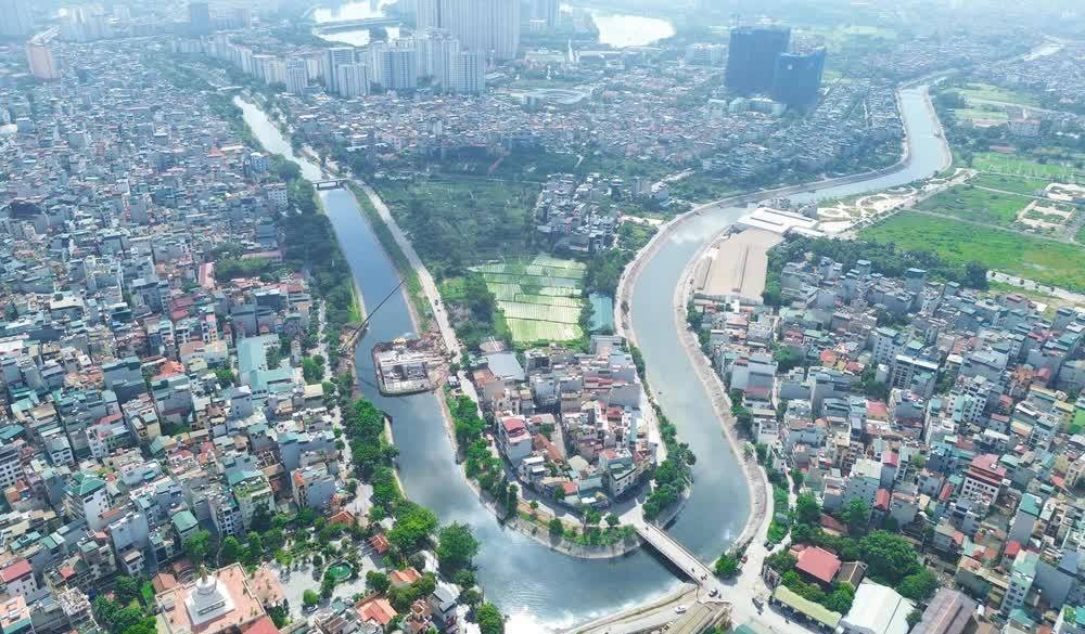 Hà Nội vào cuộc "hồi sinh" sông Tô Lịch cấp tốc trước ngày 30/8