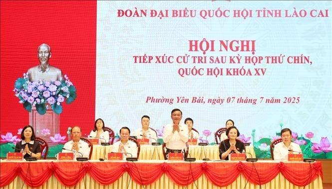 Thường trực Ban Bí thư Trần Cẩm Tú tiếp xúc cử tri tại Lào Cai: Lắng nghe, chia sẻ và định hướng phát triển bền vững