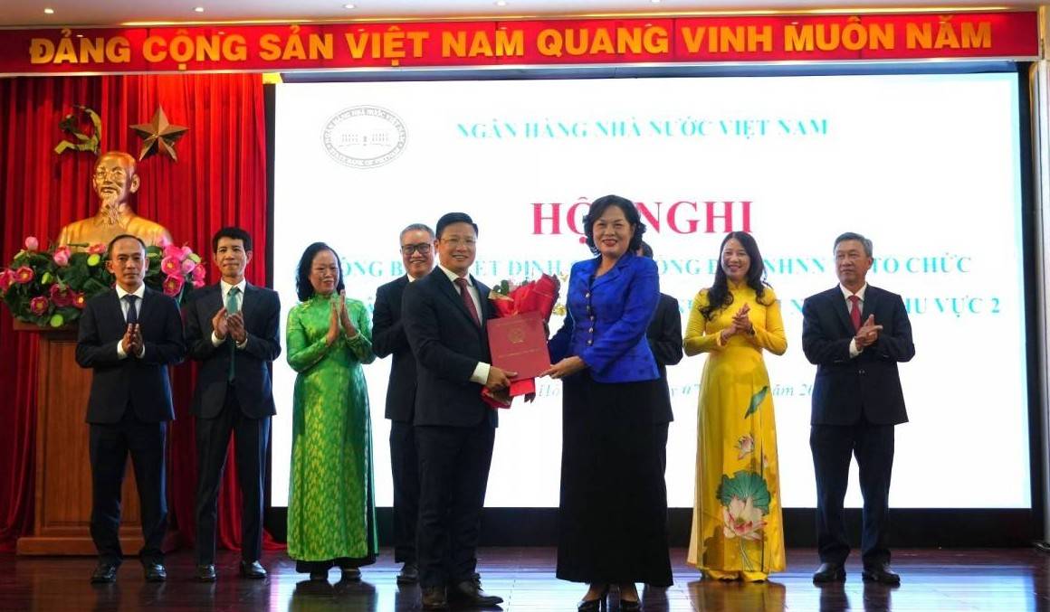 Ông Võ Minh Tuấn làm Giám đốc Ngân hàng Nhà nước chi nhánh Khu vực 2