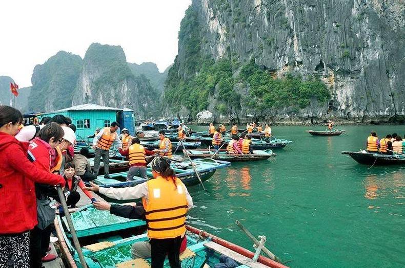 Cảnh báo thủ đoạn lừa đảo mùa du lịch: Mạo danh doanh nghiệp lữ hành, chiếm đoạt tiền triệu mỗi ngày