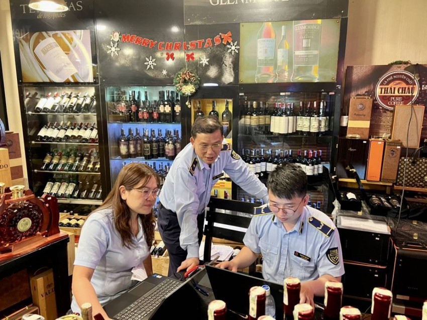 Đề xuất cắt giảm thủ tục kinh doanh rượu, thuốc lá: Doanh nghiệp mong được “cởi trói”