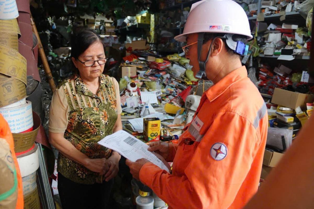 Cảnh báo từ ngành điện: Hải Phòng, Quảng Ninh “nóng” cả thời tiết lẫn hóa đơn
