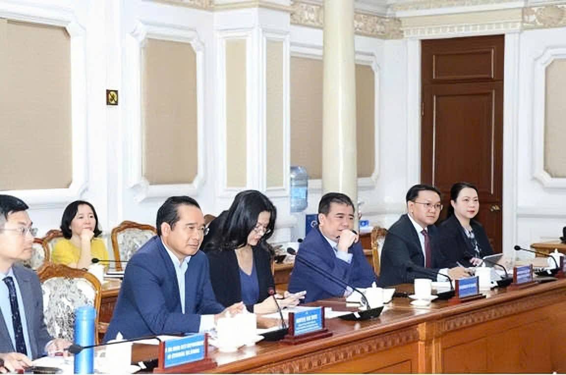 Chủ tịch UBND Thành phố Nguyễn Văn Được đã có buổi tiếp và làm việc với ông Horst Pudwill – Chủ tịch Tập đoàn Techtronic Industries (TTI), ông Horst Geicke – Chủ tịch Ngôi nhà Đức, cùng đại diện các doanh nghiệp Đức đang hoạt động tại Thành phố.