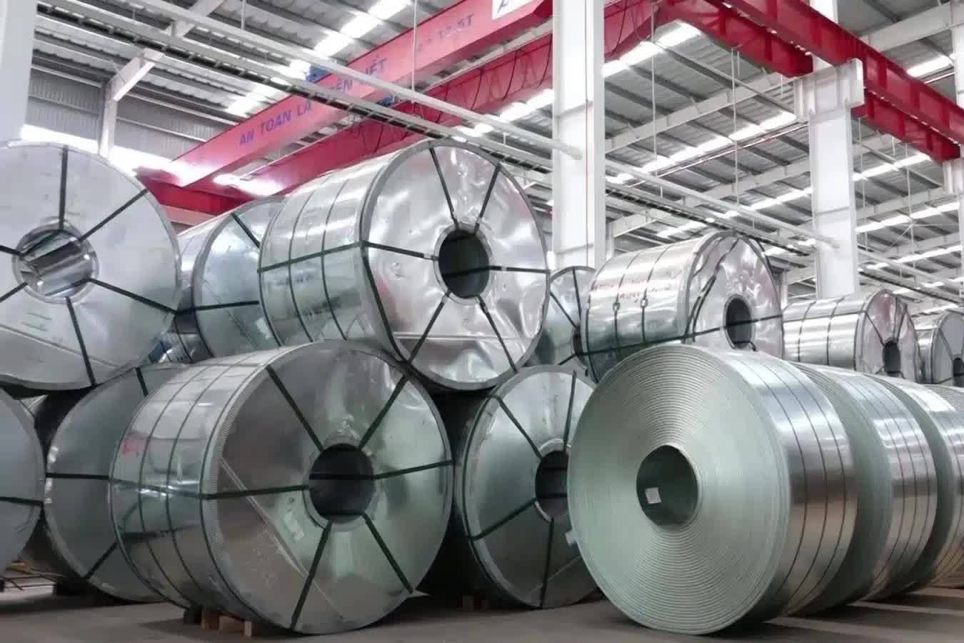 Thép cuộn chống ăn mòn Việt Nam “thoát” thuế tự vệ tại Nam Phi