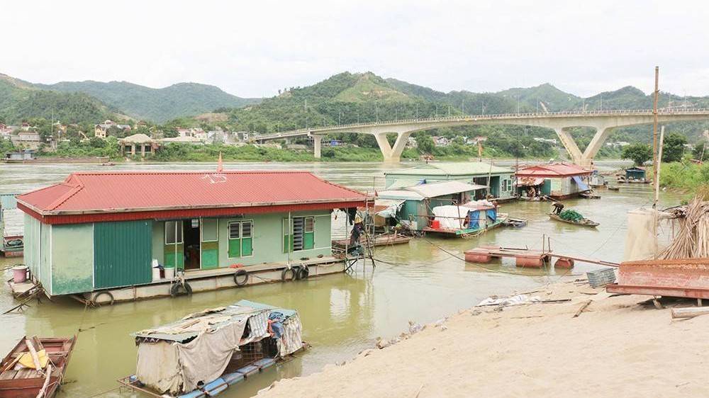 Chủ động ứng phó xả lũ hồ Hòa Bình, đảm bảo an toàn hạ du
