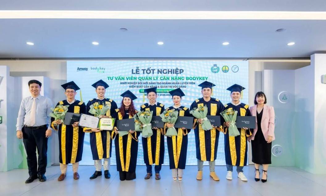 184 nhà phân phối amway hoàn tất khóa đào tạo tư vấn viên quản lý cân nặng BodyKey 2024