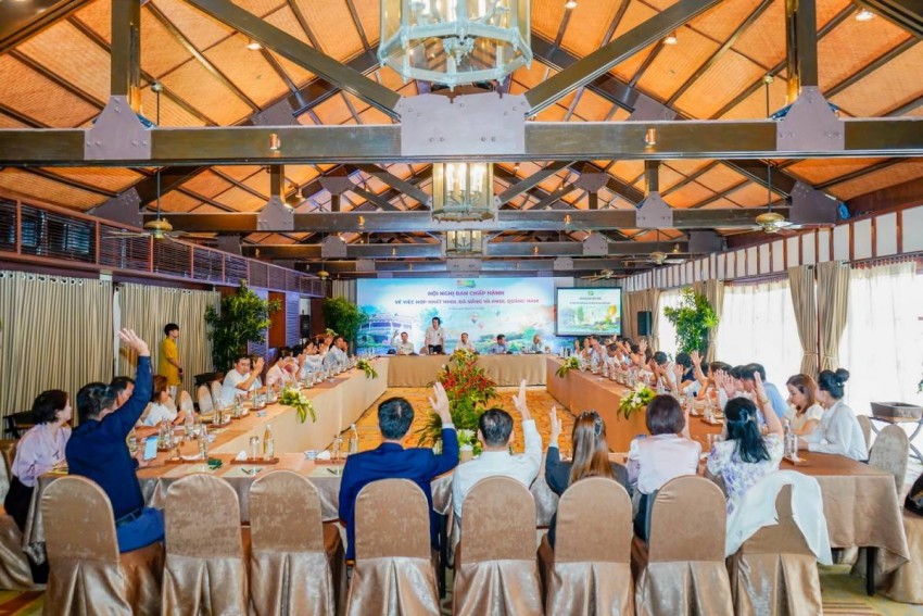 Đại diện BCH HHDL Đà Nẵng, BCH HHDL Quảng Nam tham dự biểu quyết tại hội nghị._resize.jpg Đại diện BCH HHDL Đà Nẵng, BCH HHDL Quảng Nam tham dự biểu quyết tại hội nghị._resize.jpg