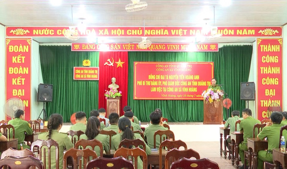 Quảng Trị: Phó Giám đốc Công an tỉnh kiểm tra công tác tại Công an xã Vĩnh Hoàng