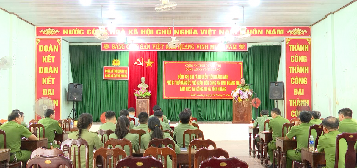 Quảng Trị: Phó Giám đốc Công an tỉnh kiểm tra công tác tại Công an xã Vĩnh Hoàng