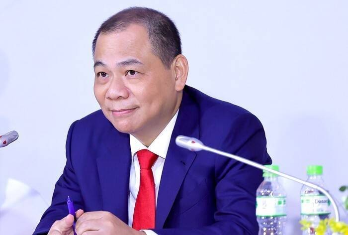 Điều gì khiến VIC tăng kịch trần phiên 10/7, đưa tài sản của ông Phạm Nhật Vượng lập mốc kỷ lục mới?