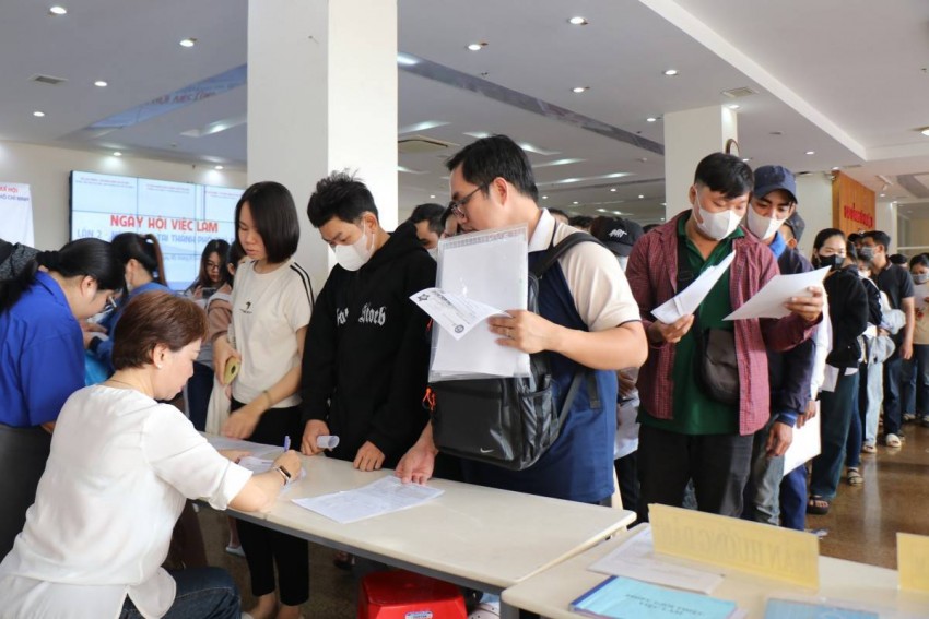 TP. Hồ Chí Minh cần hơn 90.000 nhân sự trong quý III/2025