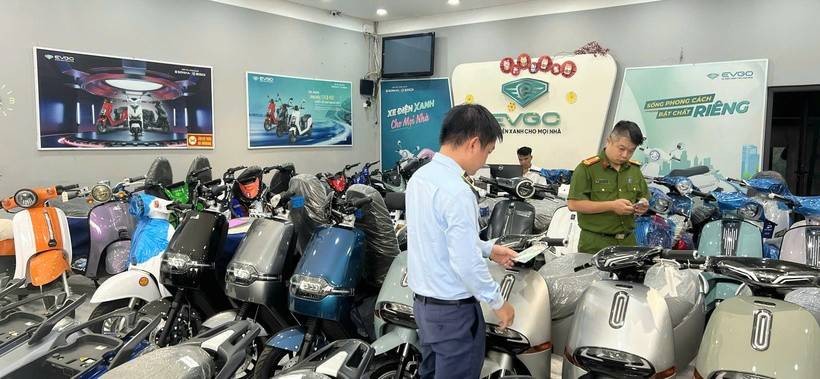 Triệt phá đường dây xe máy điện giả nhãn hiệu NIJIA, bắt giam 3 đối tượng