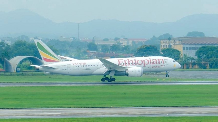 Chuyến bay mang số hiệu ET0678 của Hãng hàng không Ethiopian Airlines hạ cánh an toàn tại Cảng hàng không quốc tế Nội Bài.
