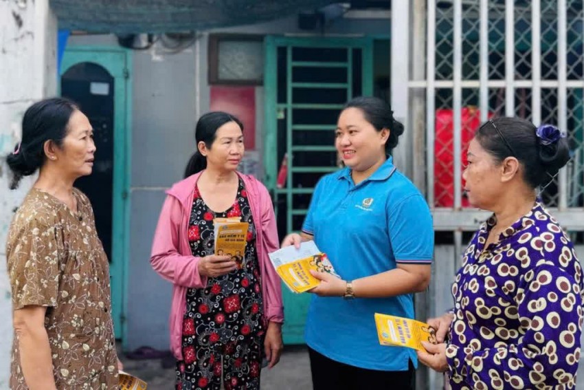 Hà Nội hỗ trợ thêm 50%; 60% và 10% mức đóng bảo hiểm xã hội tự nguyện tương ứng lần vượt với các nhóm thuộc hộ nghèo