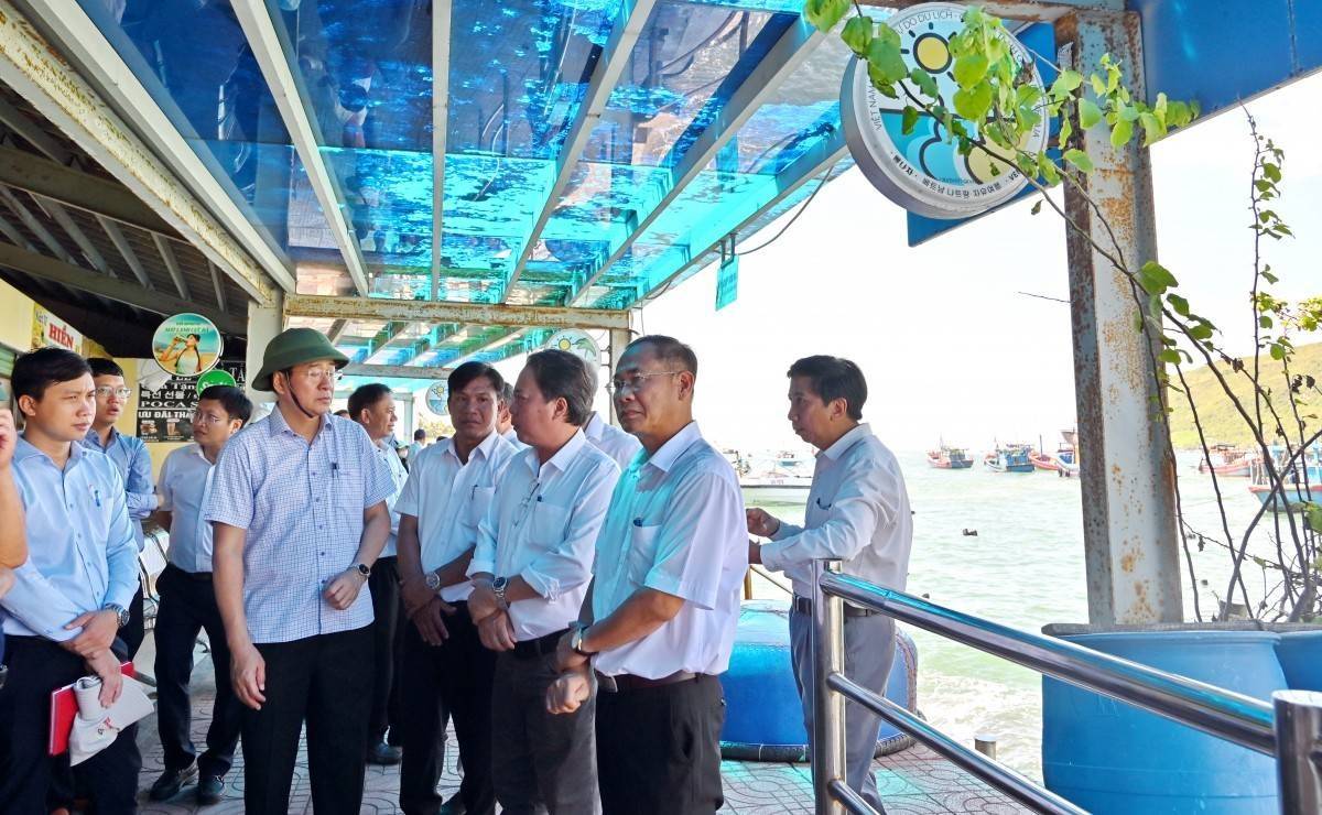 Phó Chủ tịch UBND tỉnh Khánh Hòa khảo sát thực tế nhiều điểm du lịch tại Nha Trang