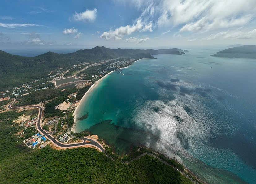 Côn Đảo được quy hoạch trở thành khu du lịch quốc gia, phát huy giá trị văn hóa - lịch sử - tâm linh đặc sắc. Côn Đảo được quy hoạch trở thành khu du lịch quốc gia, phát huy giá trị văn hóa - lịch sử - tâm linh đặc sắc.