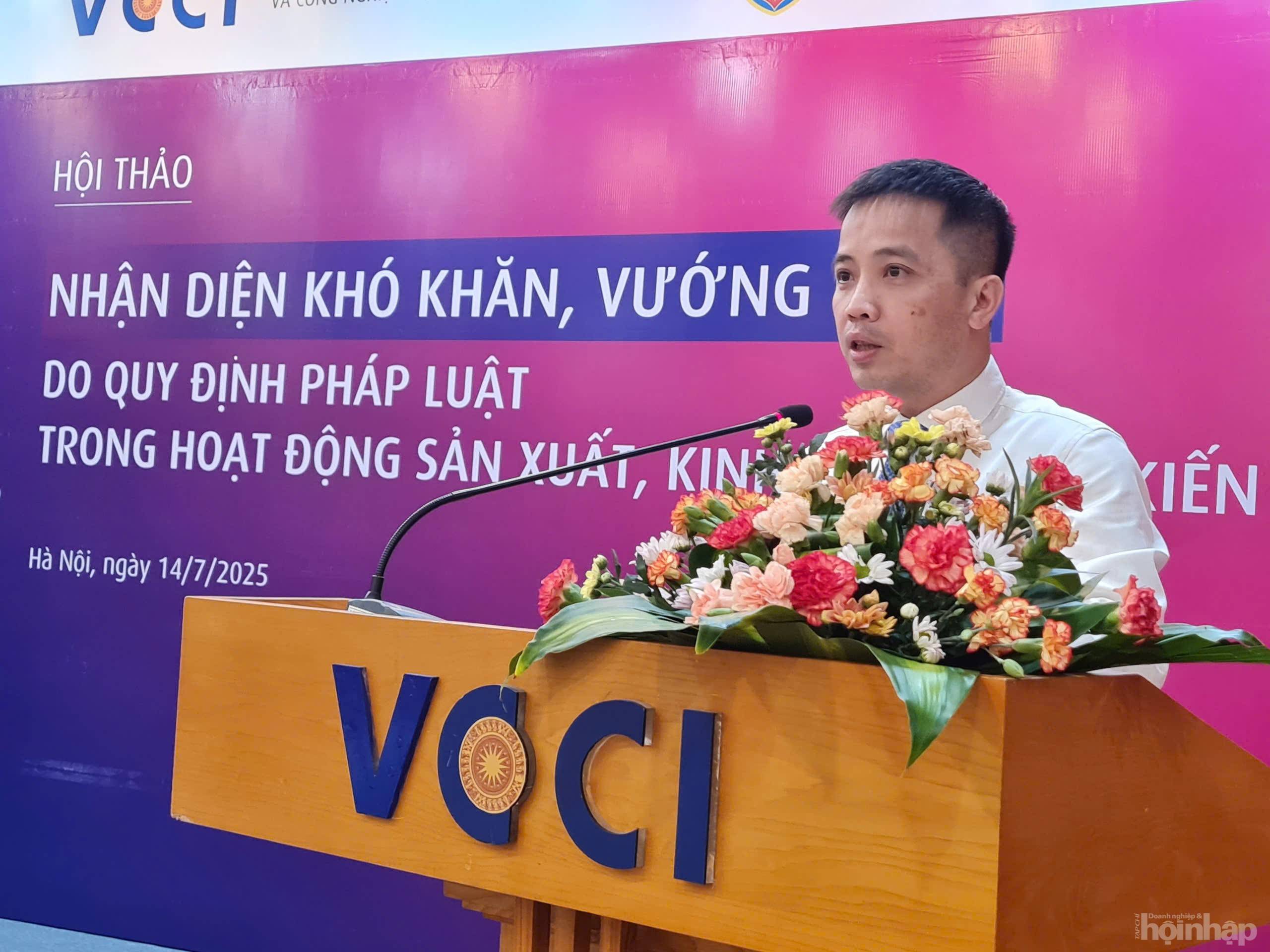 Áp dụng hóa đơn điện tử mới: Vì sao hộ kinh doanh nhỏ lo phá sản?