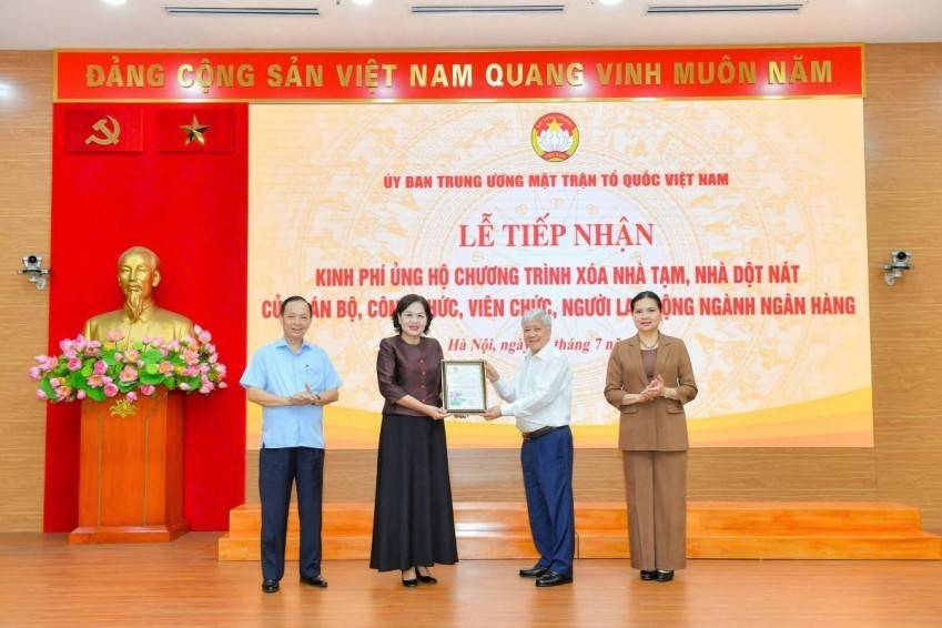 Ngành Ngân hàng đóng góp hơn 1.365 tỷ đồng chung tay vun đắp mái ấm
