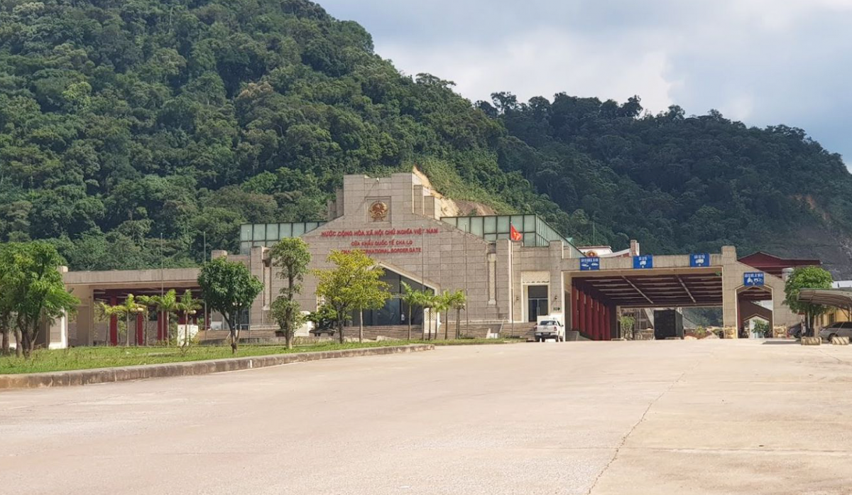 Quảng Trị kiến nghị hỗ trợ Lào sửa đoạn đường nối cửa khẩu quốc tế Cha Lo – Nà Phàu