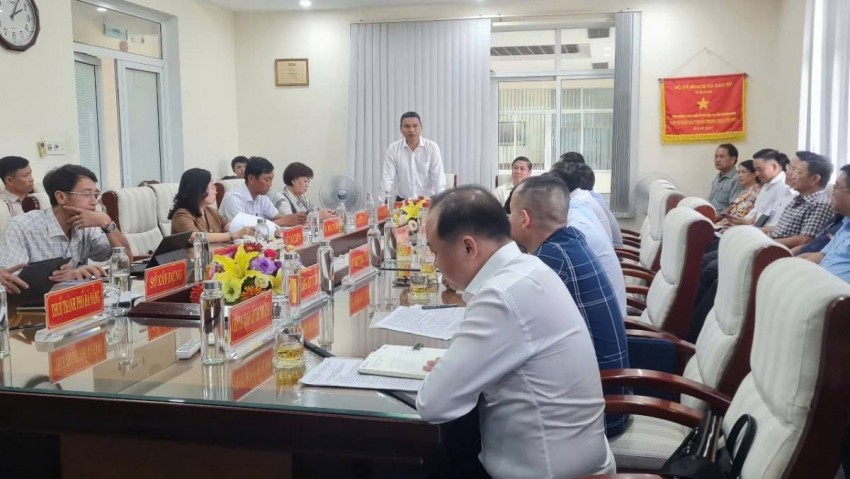 Phó Chủ tịch Thường trực UBND thành phố Hồ Kỳ Minh phát biểu tại buổi làm việc.